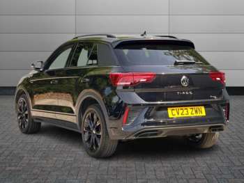 Used Volkswagen T-Roc 2023 for sale - 74512735: Photo