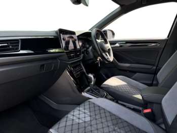 Used Volkswagen T-Roc 2023 for sale - 74512735: Photo