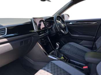 Used Volkswagen T-Roc 2023 for sale - 74522926: Photo