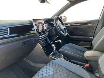 Used Volkswagen T-Roc 2024 for sale - 74246342: Photo