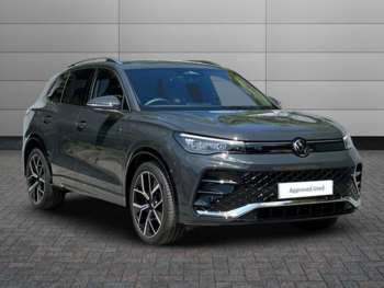 2025 - 1.5 eTSI (150ps) R-Line DSG Automatic 5-Door