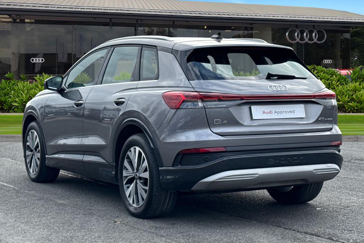 Used Audi Q4 e-tron 2024 for sale - 77666279: Photo 2