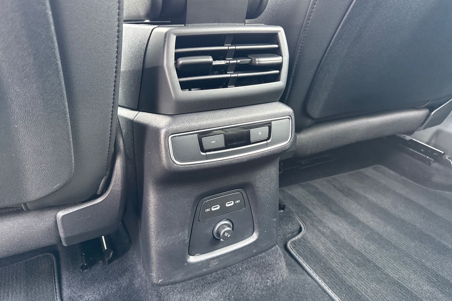 Used Audi Q4 e-tron 2024 for sale - 77666279: Photo 41