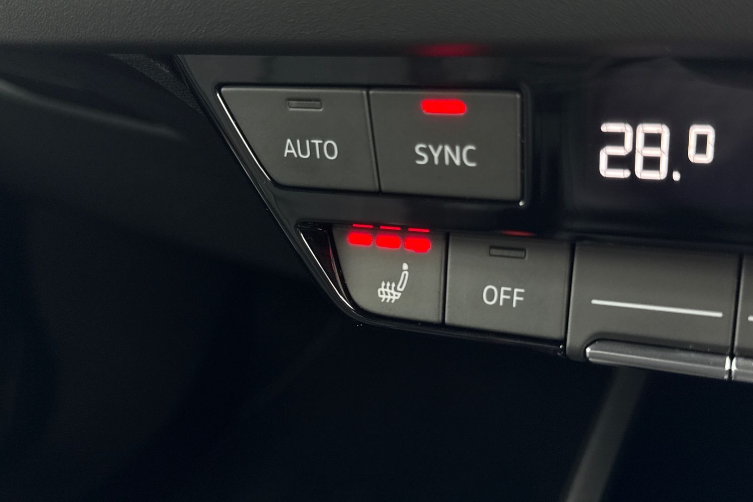 Used Audi Q4 e-tron 2024 for sale - 77666279: Photo 48