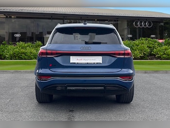 Used Audi Q6 e-tron 2024 for sale - 79331375: Photo