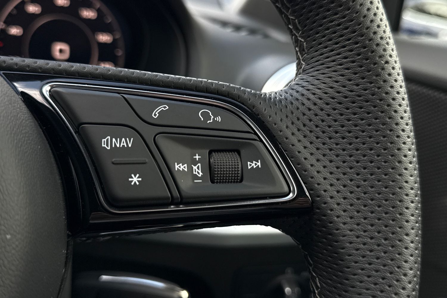 Used Audi Q2 2024 for sale - 75908879: Photo 37