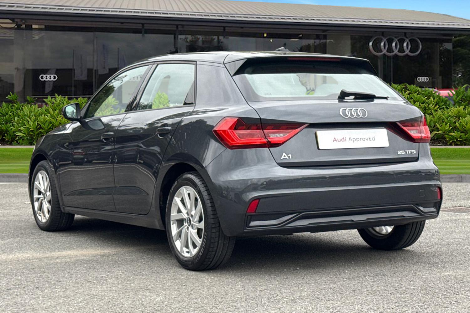Used Audi A1 2021 for sale - 76081991: Photo 2