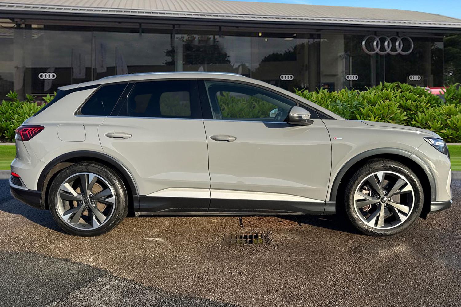 Used Audi Q4 e-tron 2023 for sale - 77233278: Photo 3