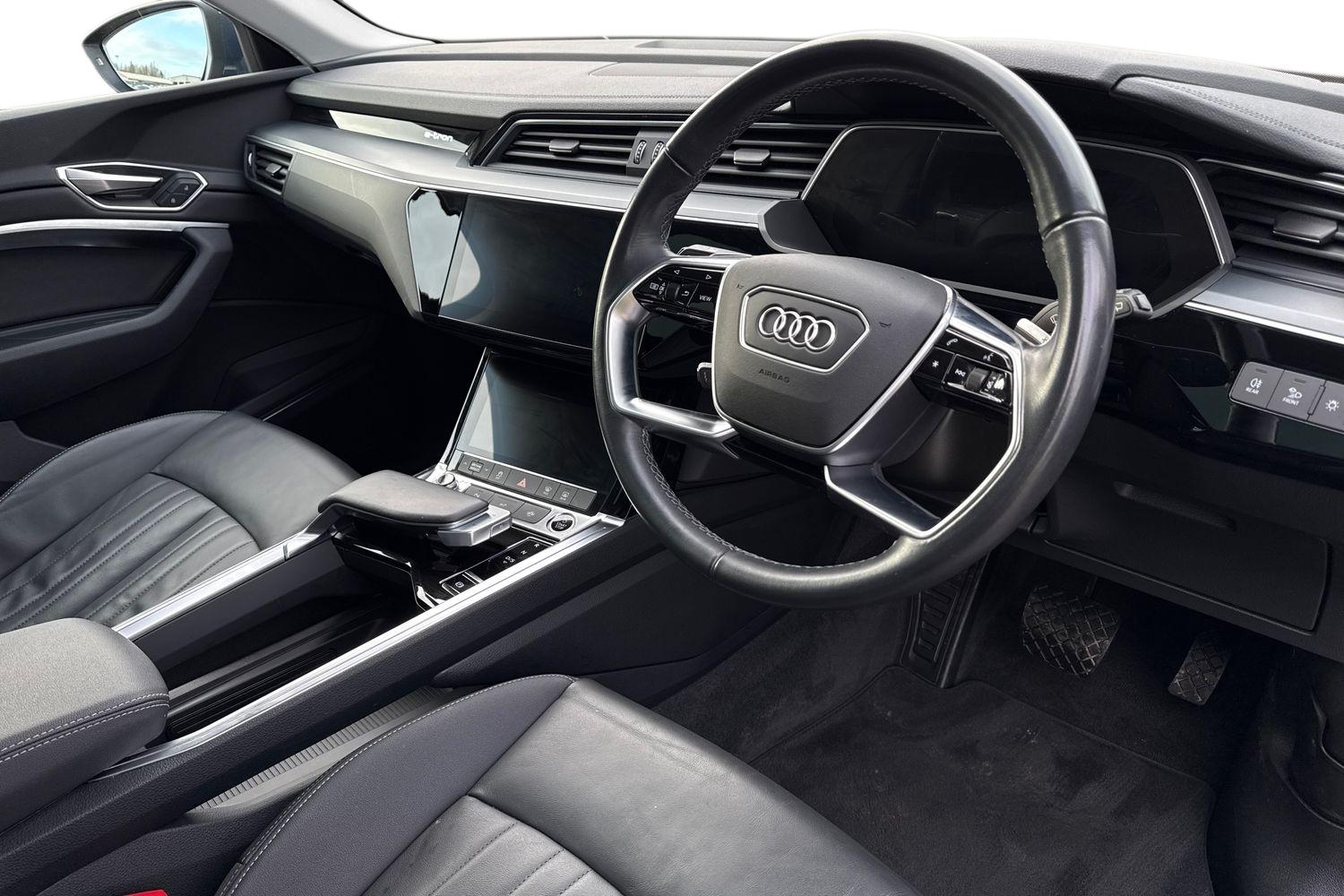 Used Audi Q8 2023 for sale - 77361874: Photo 14