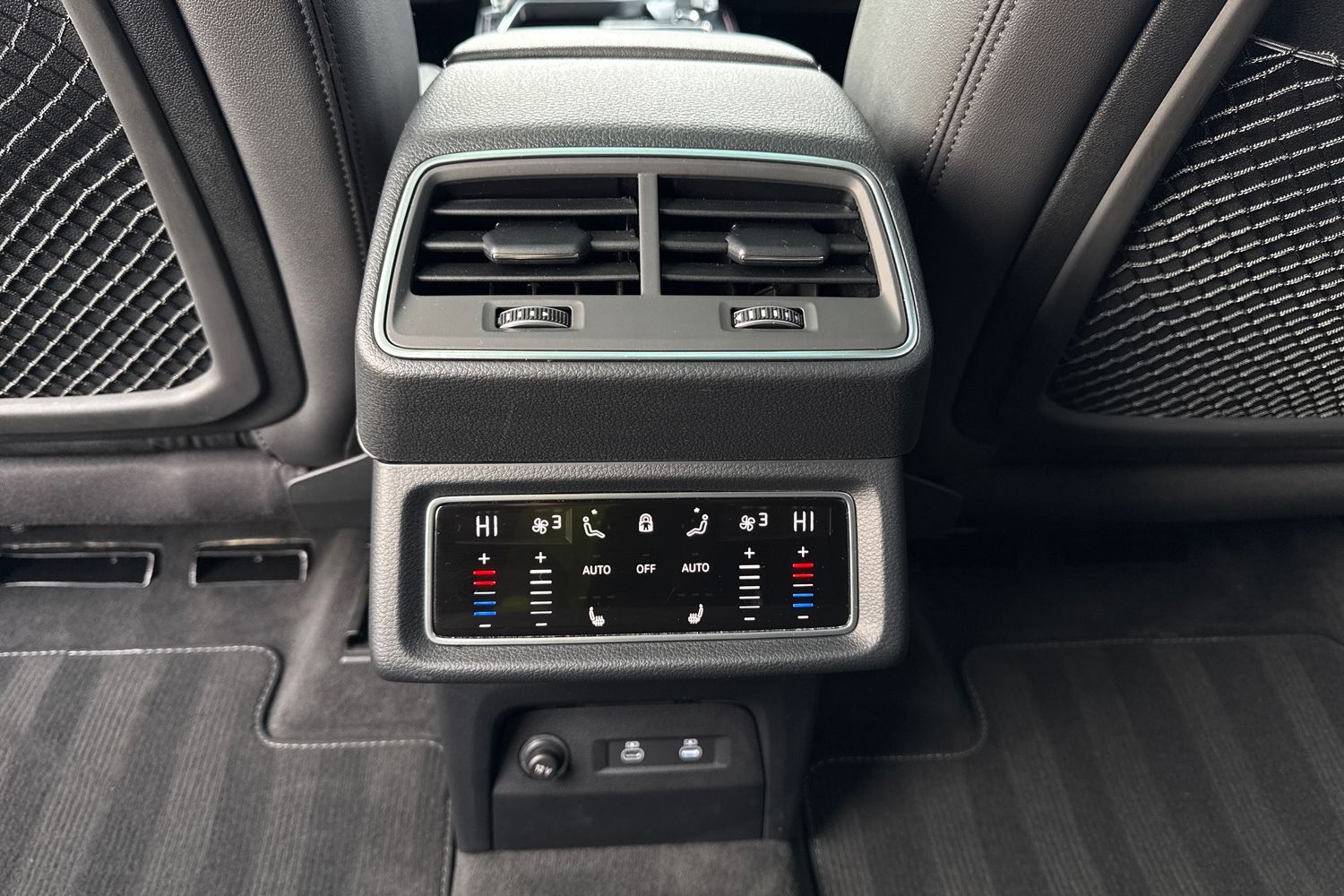 Used Audi Q8 2023 for sale - 77361874: Photo 34