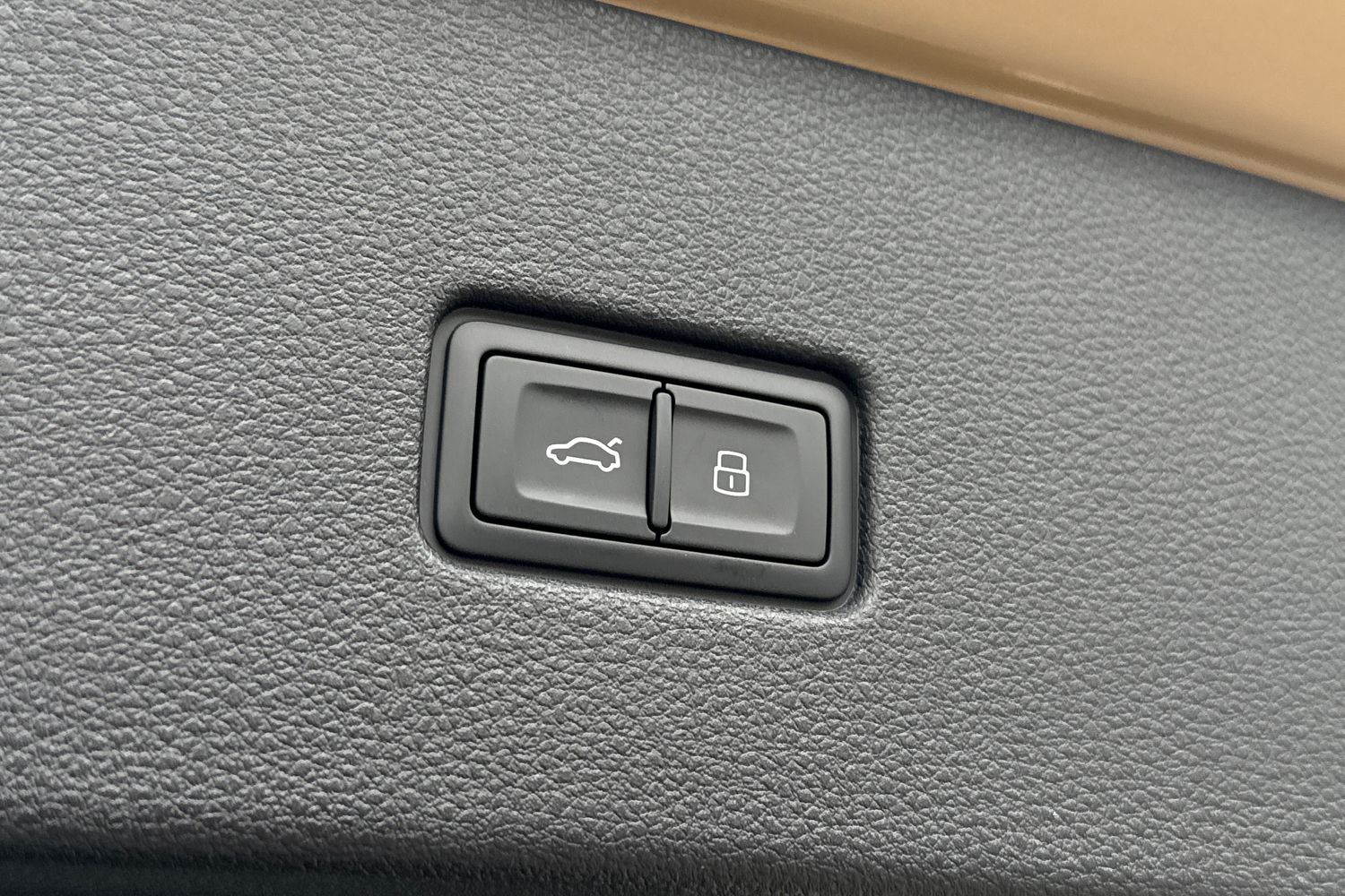 Used Audi Q8 2025 for sale - 76364593: Photo 40