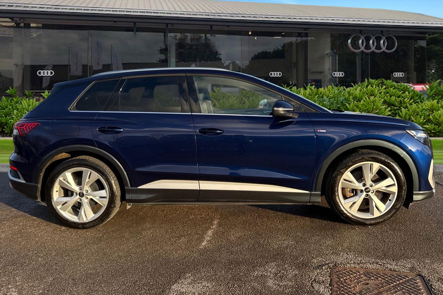 Used Audi Q4 e-tron 2024 for sale - 77135359: Photo 3