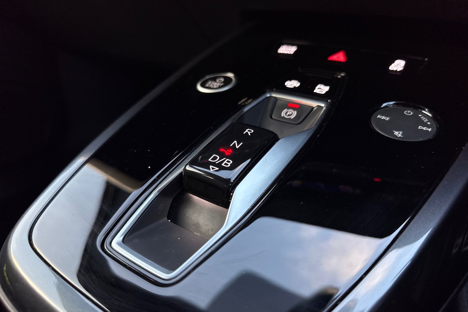 Used Audi Q4 e-tron 2024 for sale - 77135359: Photo 51