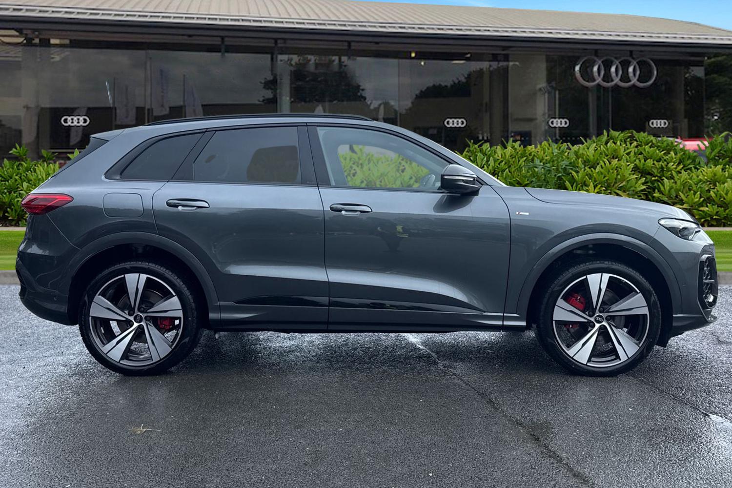 Used Audi Q5 2025 for sale - 76761224: Photo 3