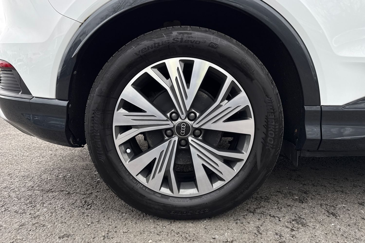 Used Audi Q4 e-tron 2024 for sale - 77862895: Photo 10