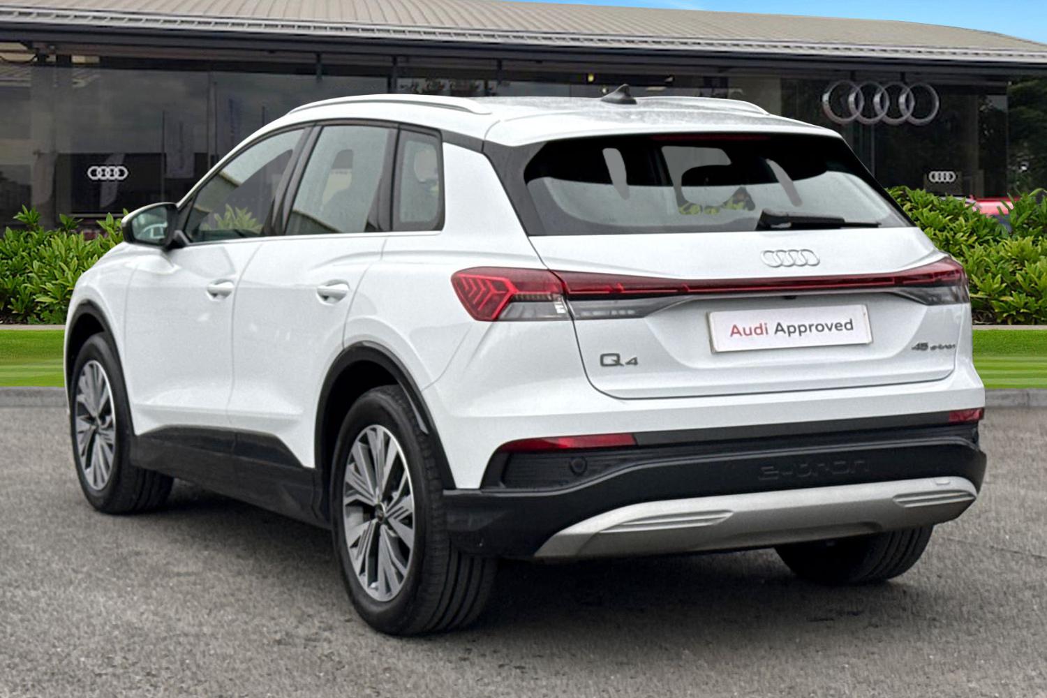 Used Audi Q4 e-tron 2024 for sale - 77862895: Photo 2