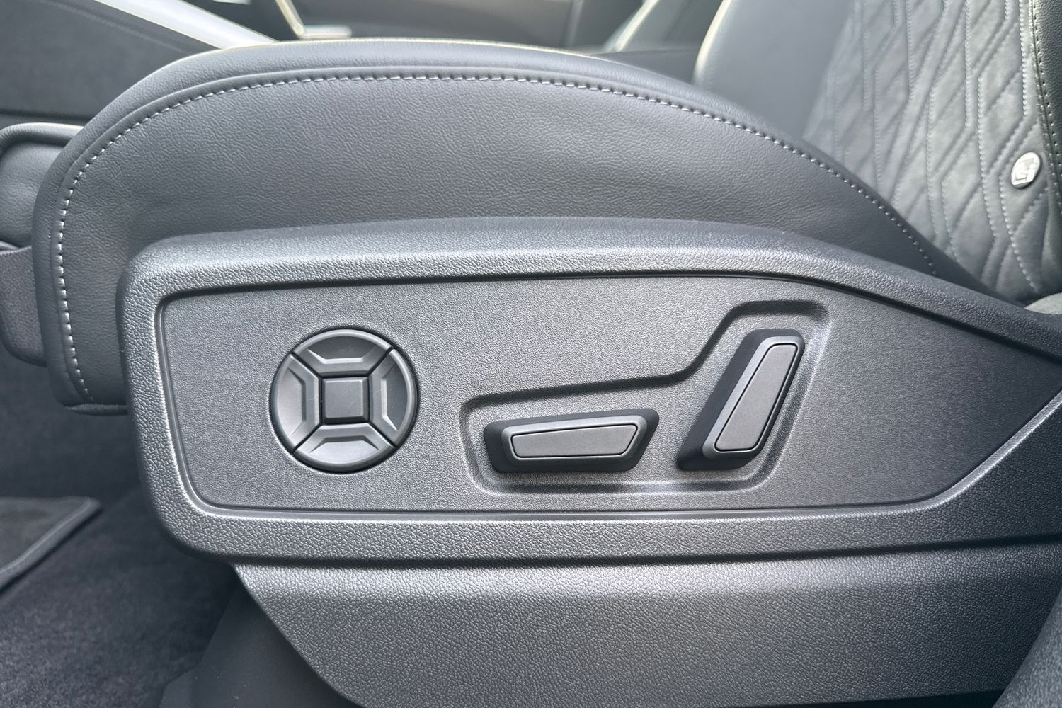 Used Audi Q5 2026 for sale - 76750772: Photo 40