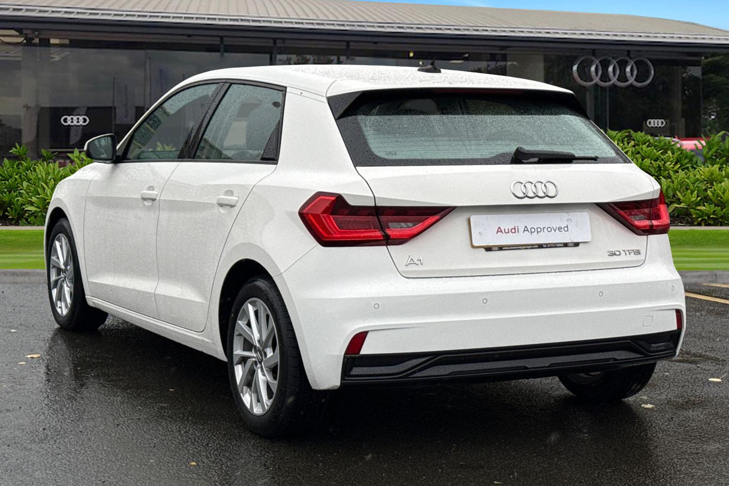 Used Audi A1 2019 for sale - 76587951: Photo 2