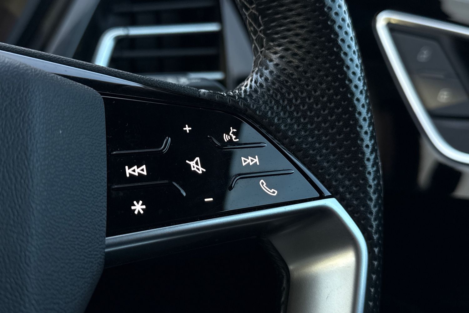 Used Audi Q4 e-tron 2022 for sale - 77128963: Photo 38