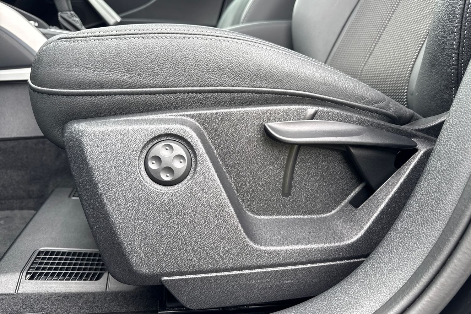 Used Audi Q2 2023 for sale - 78084240: Photo 38