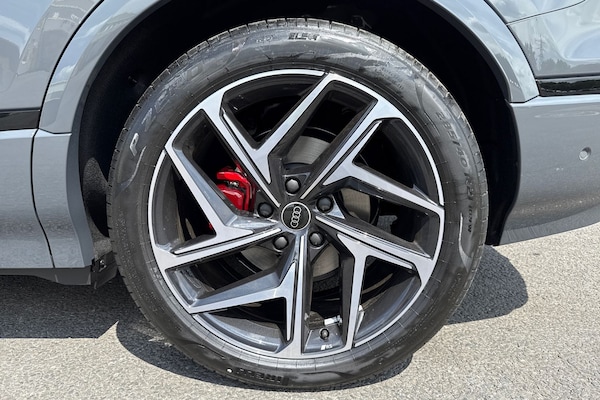 Used Audi Q6 e-tron 2025 for sale - 75820043: Photo 11
