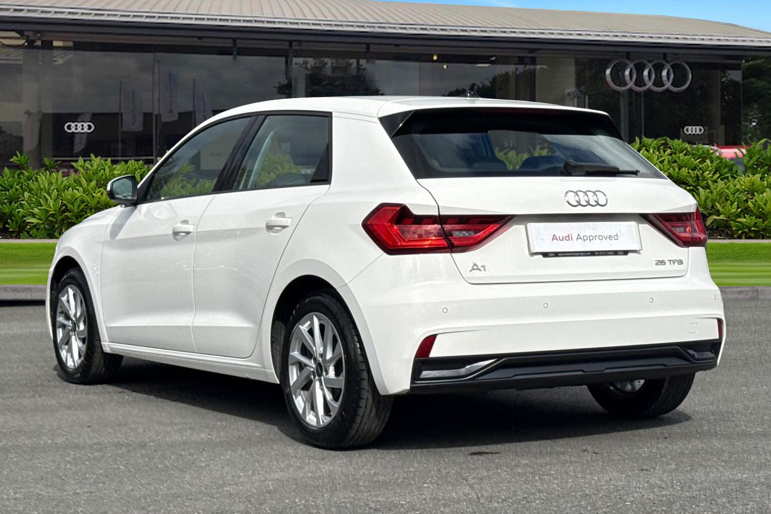Used Audi A1 2023 for sale - 78097832: Photo 2