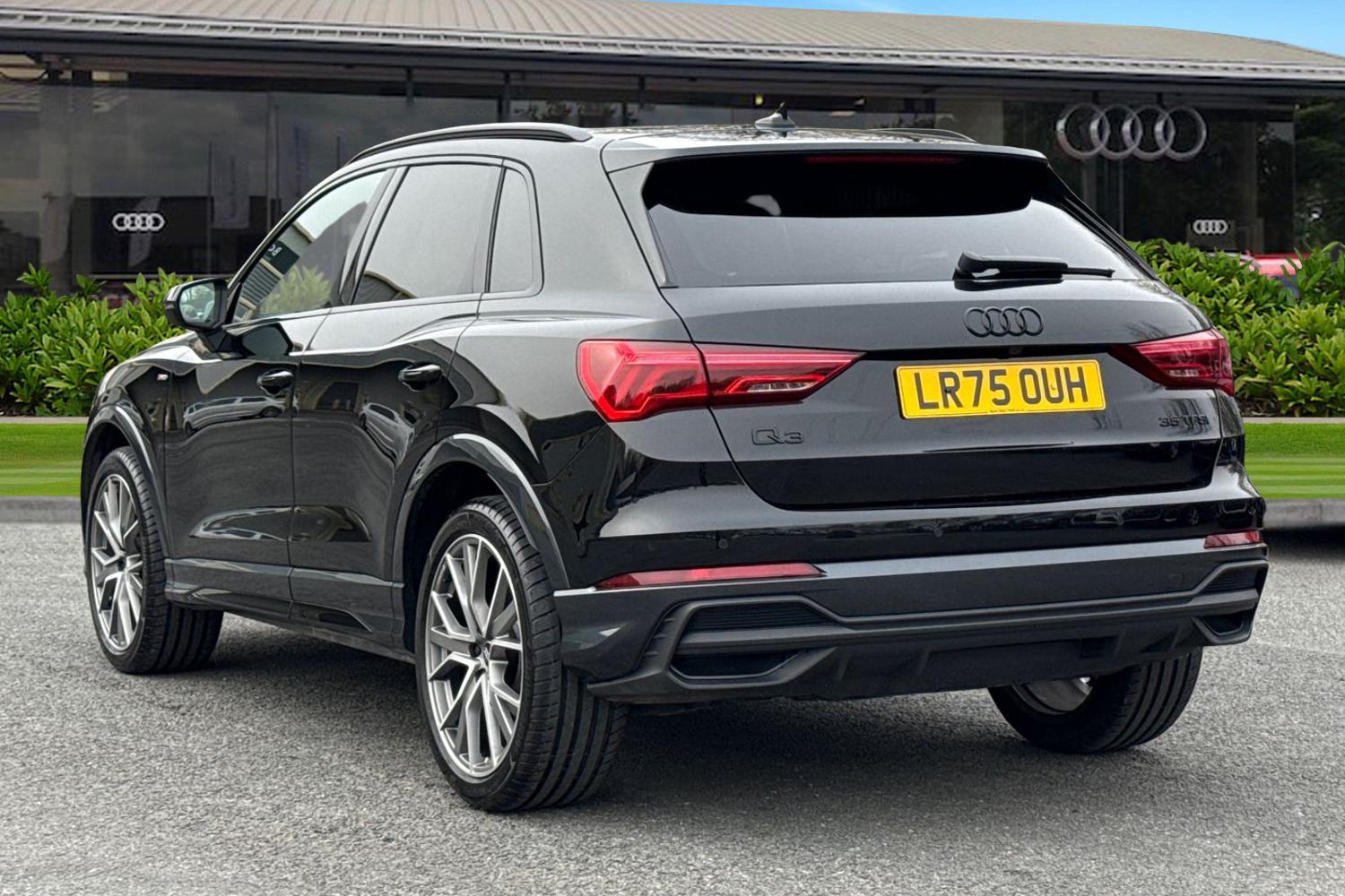 Used Audi Q3 2025 for sale - 78121086: Photo 2