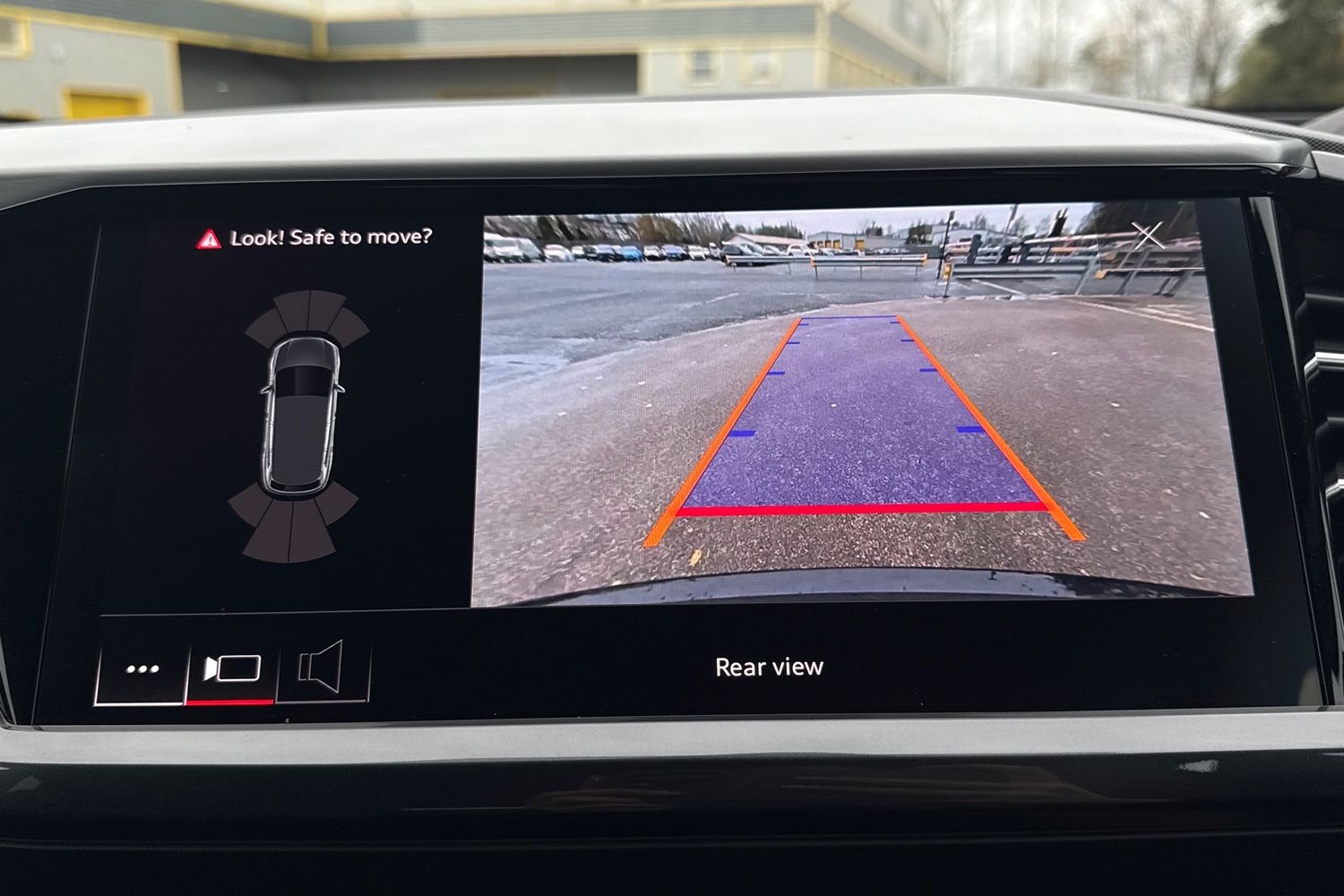 Used Audi Q4 e-tron 2025 for sale - 76604107: Photo 60