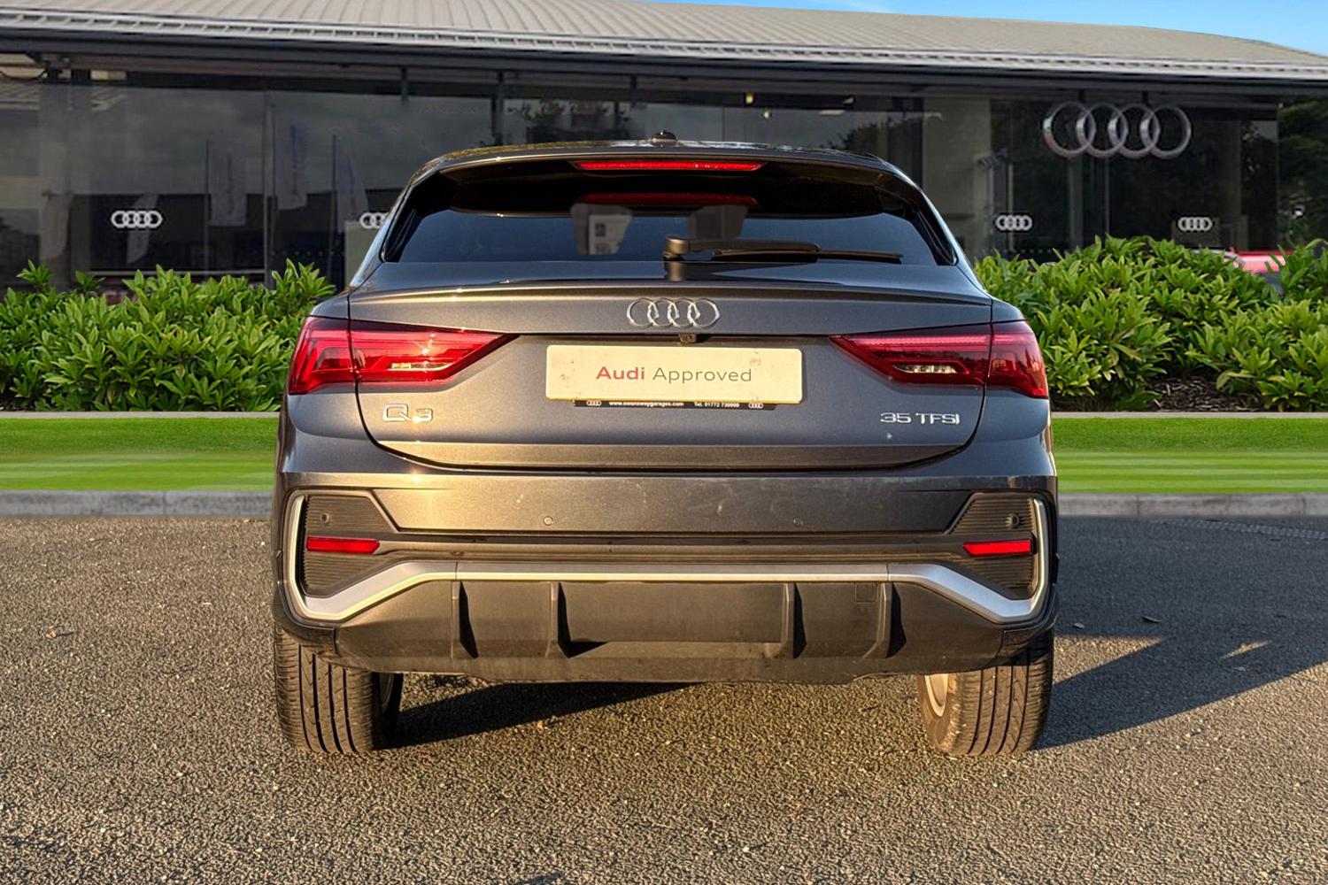 Used Audi Q3 2024 for sale - 76558175: Photo 4