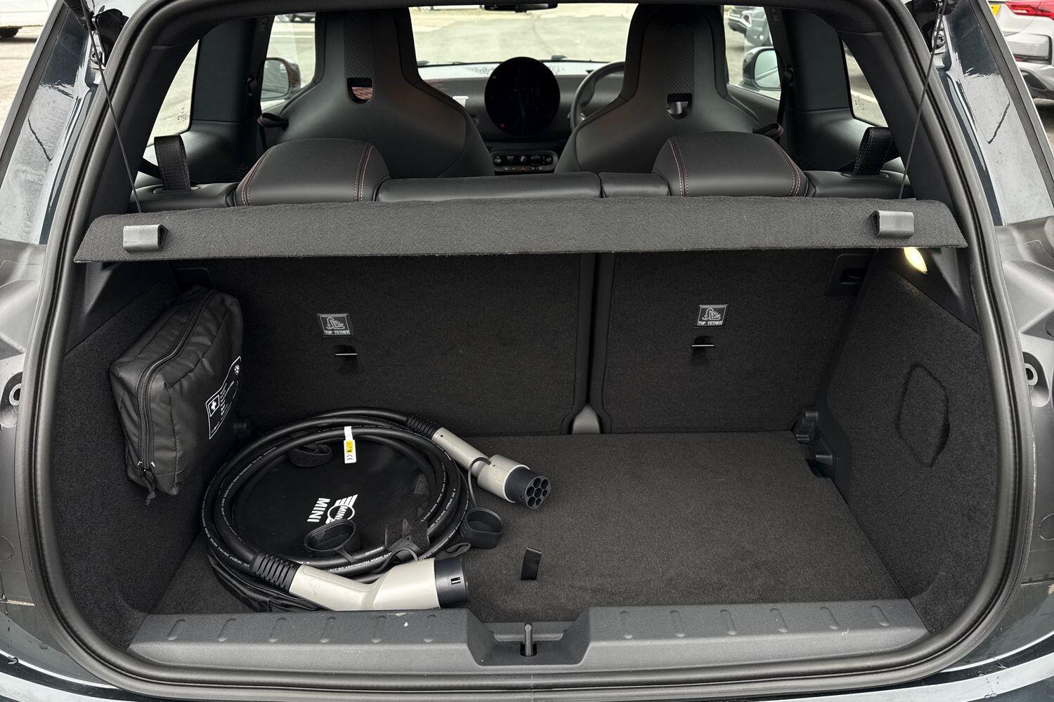 Used MINI Electric Cooper 2024 for sale - 77649252: Photo 9