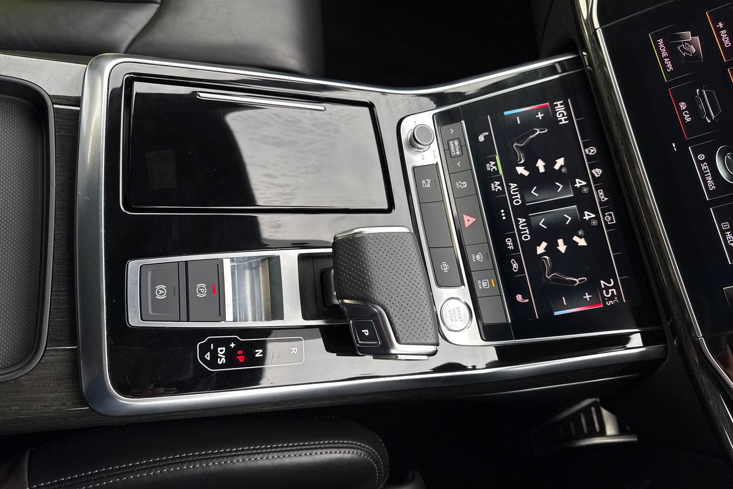 Used Audi Q7 2020 for sale - 76961623: Photo 23