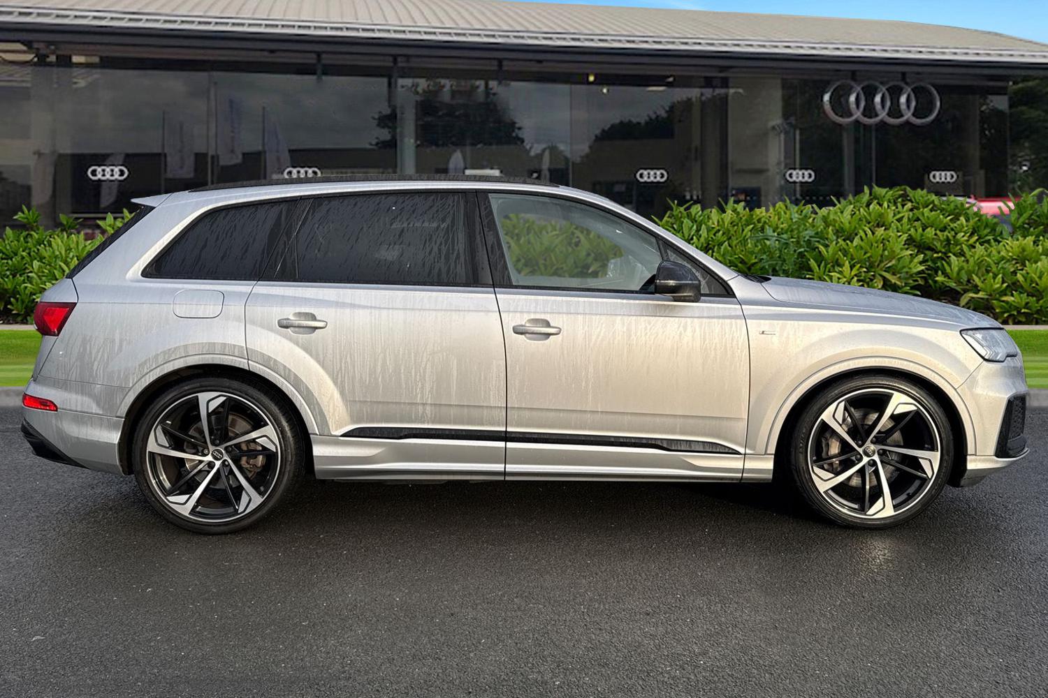 Used Audi Q7 2020 for sale - 76961623: Photo 3