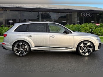 Used Audi Q7 2020 for sale - 76961623: Photo