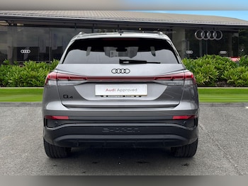 Used Audi Q4 e-tron 2024 for sale - 77649235: Photo