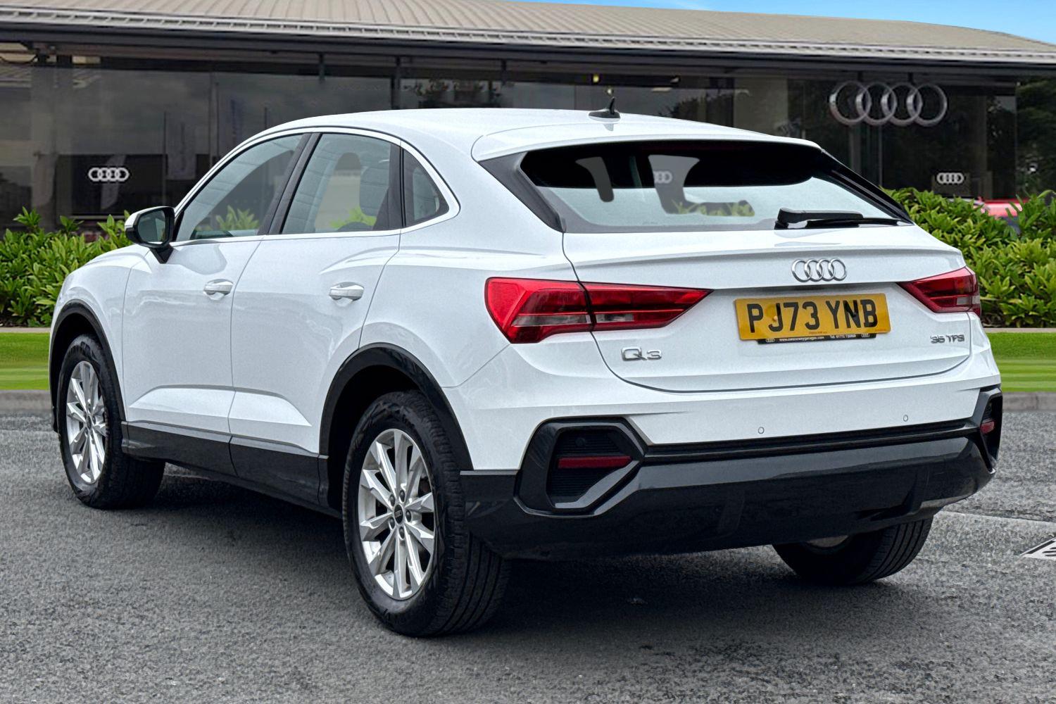 Used Audi Q3 2023 for sale - 77812484: Photo 2