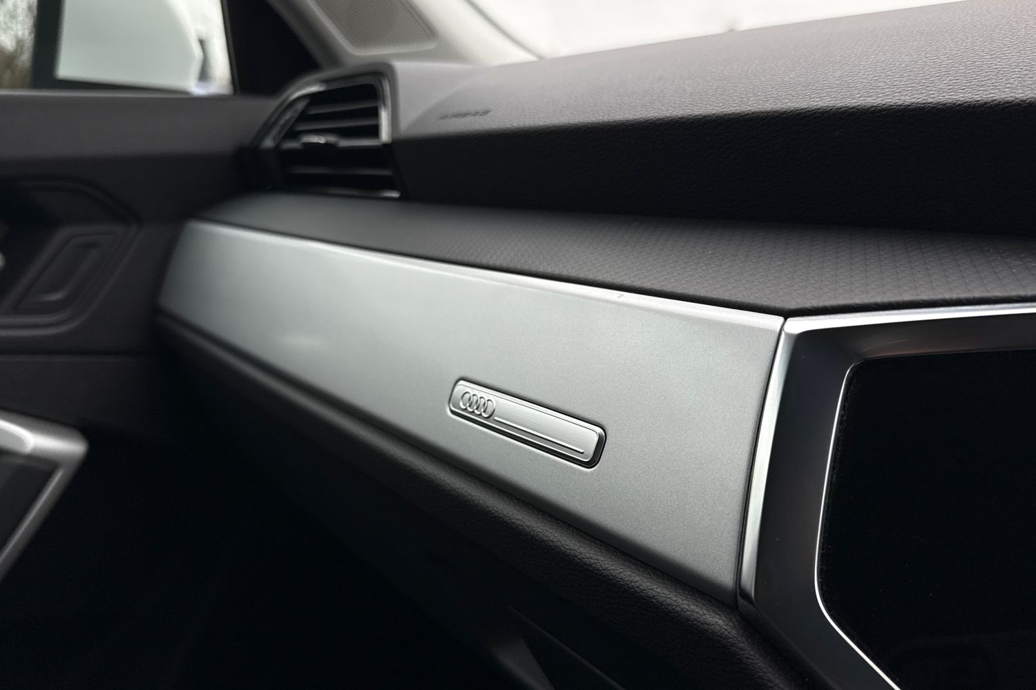 Used Audi Q3 2023 for sale - 77812484: Photo 60