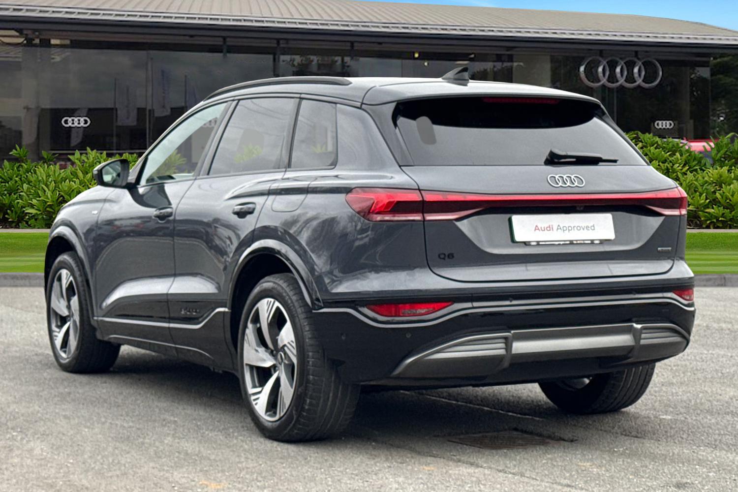 Used Audi Q6 e-tron 2025 for sale - 77601620: Photo 2