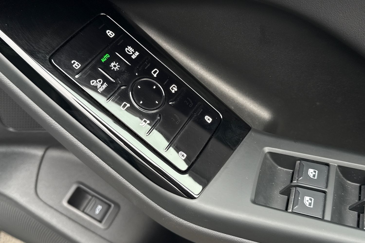 Used Audi Q6 e-tron 2025 for sale - 77601620: Photo 21