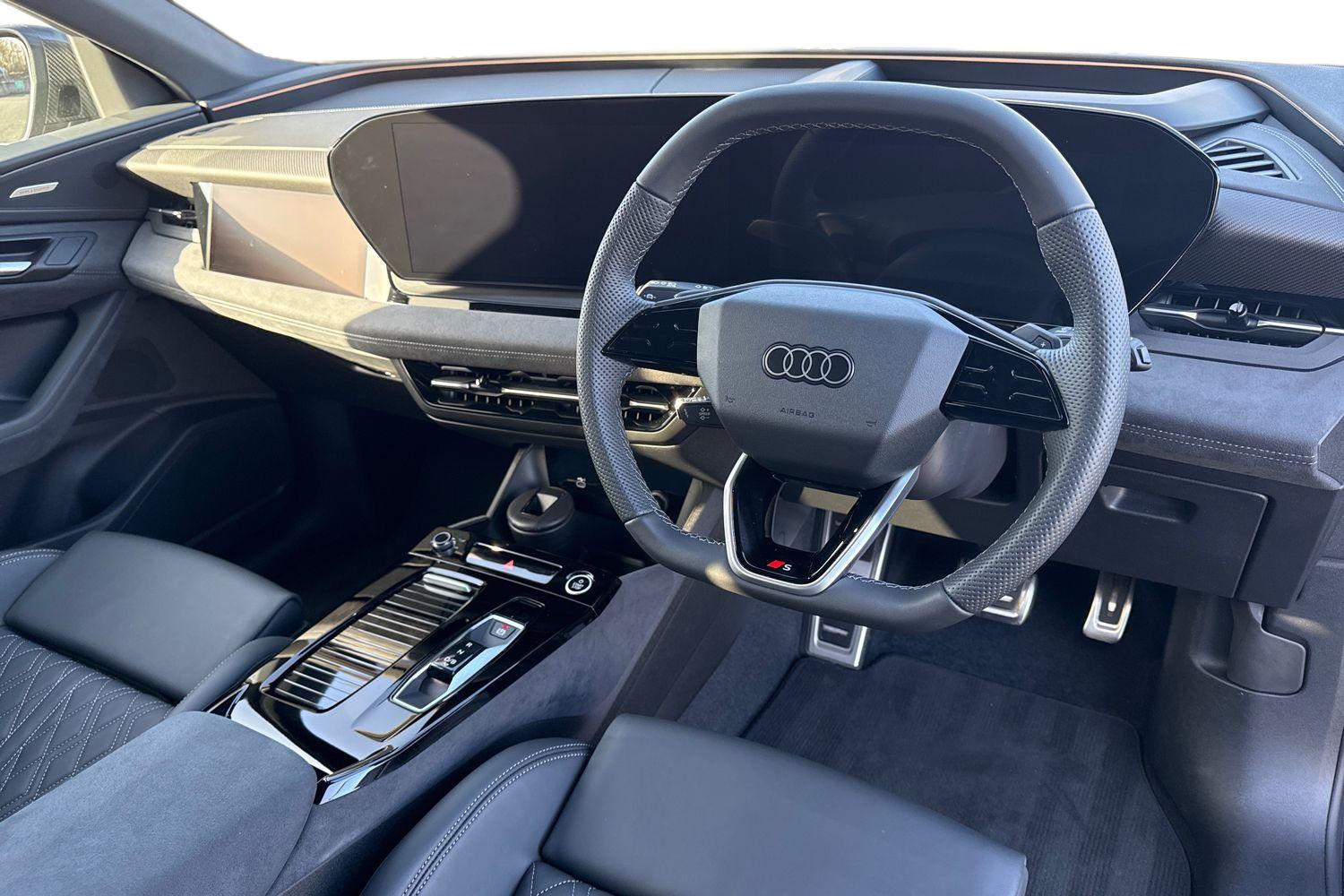 Used Audi Q6 e-tron 2025 for sale - 77890603: Photo 13