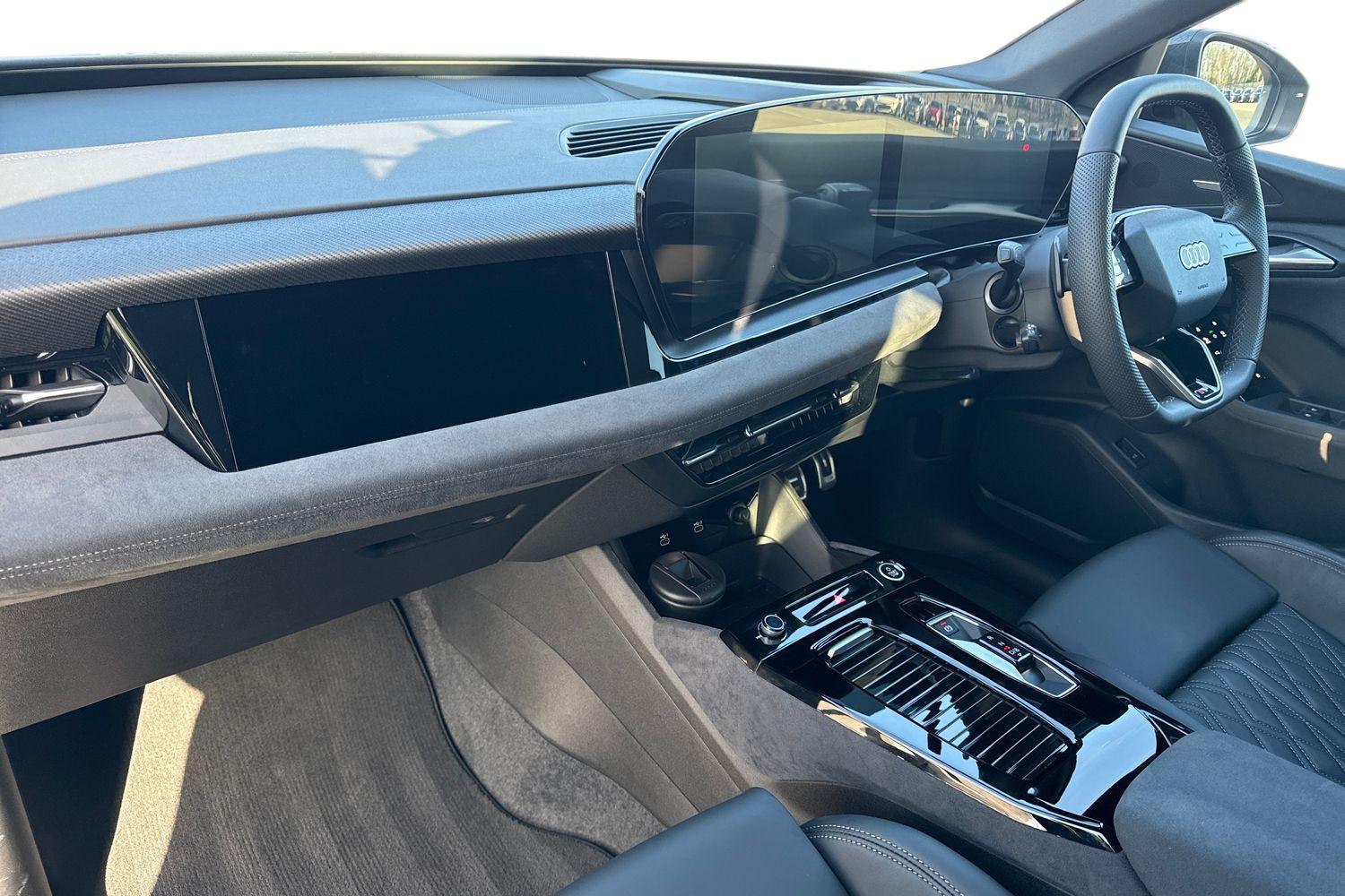 Used Audi Q6 e-tron 2025 for sale - 77890603: Photo 14