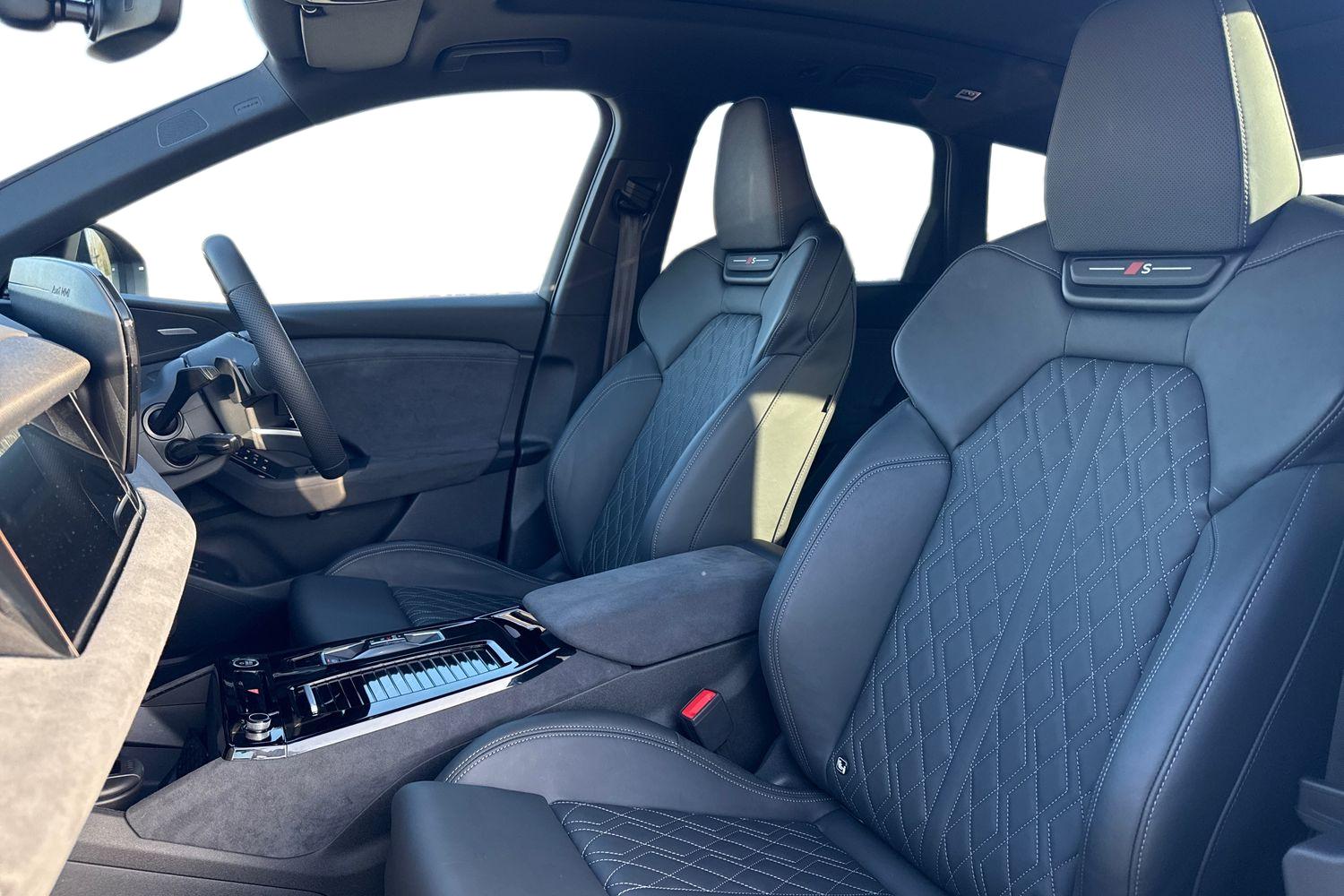 Used Audi Q6 e-tron 2025 for sale - 77890603: Photo 15