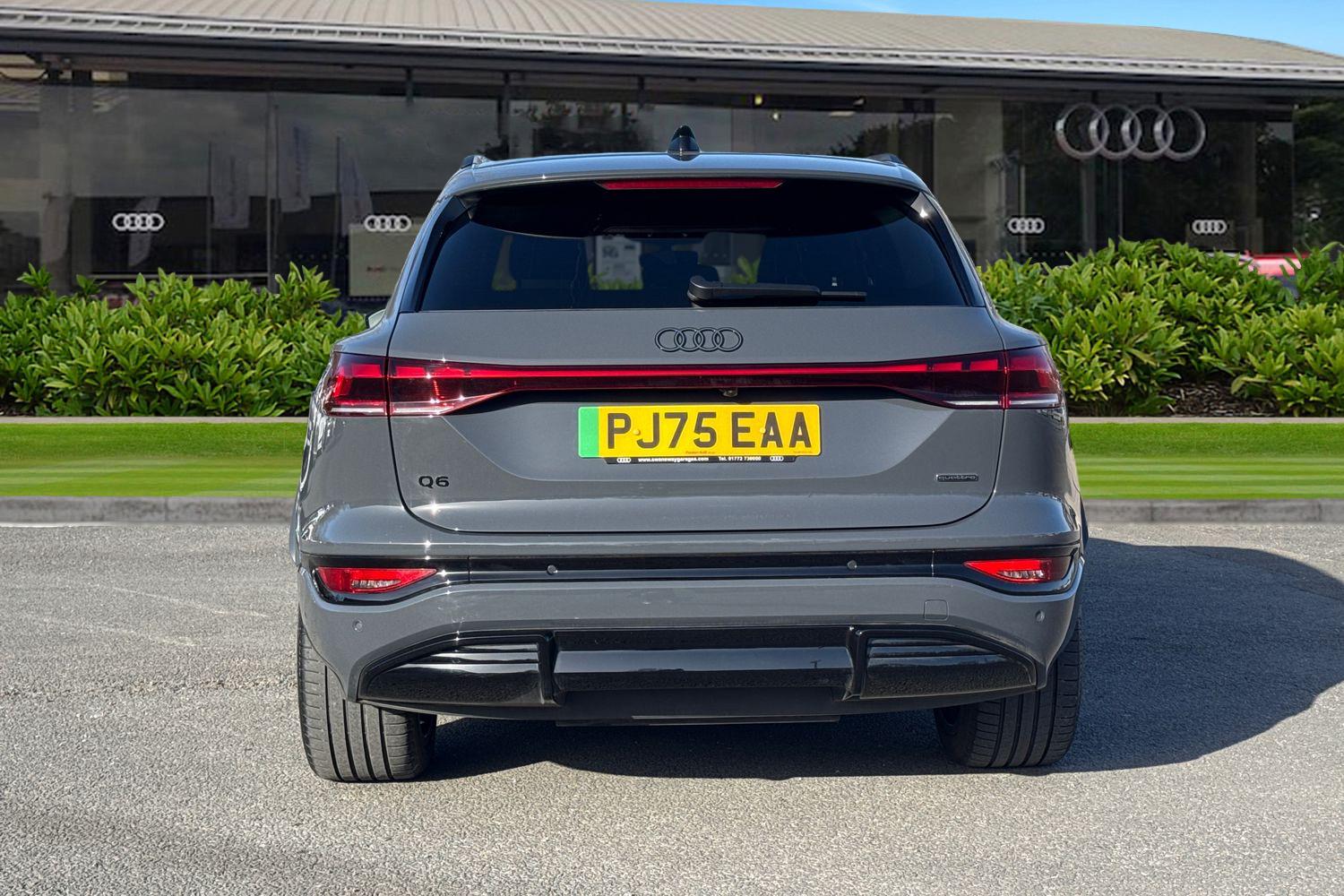 Used Audi Q6 e-tron 2025 for sale - 77890603: Photo 4