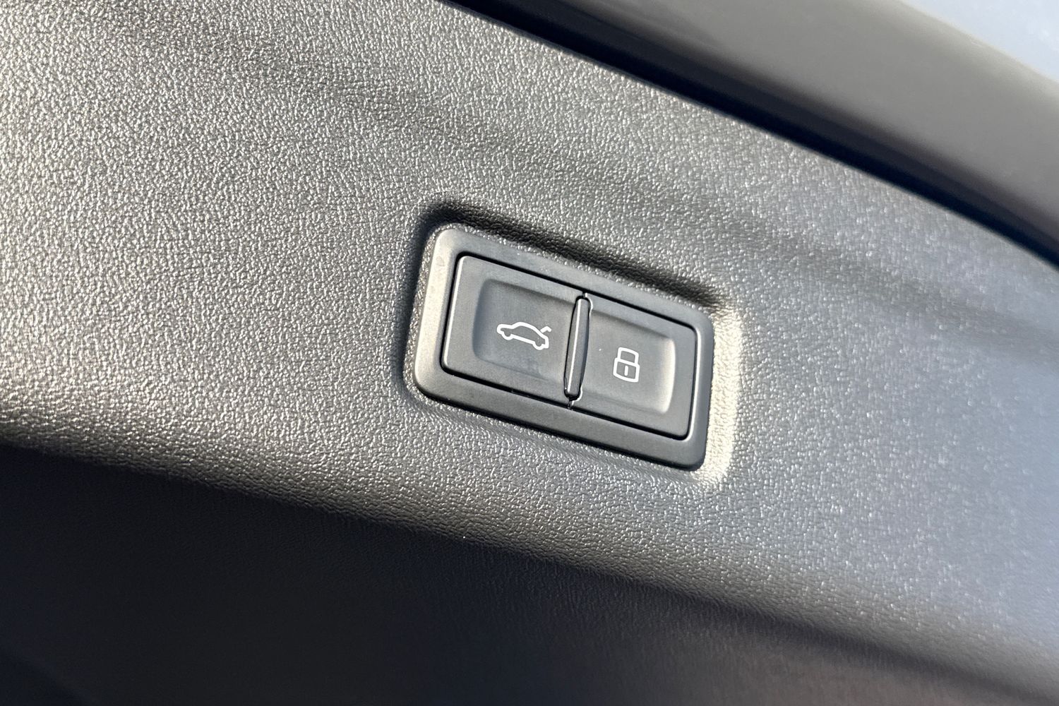 Used Audi Q6 e-tron 2025 for sale - 77890603: Photo 40