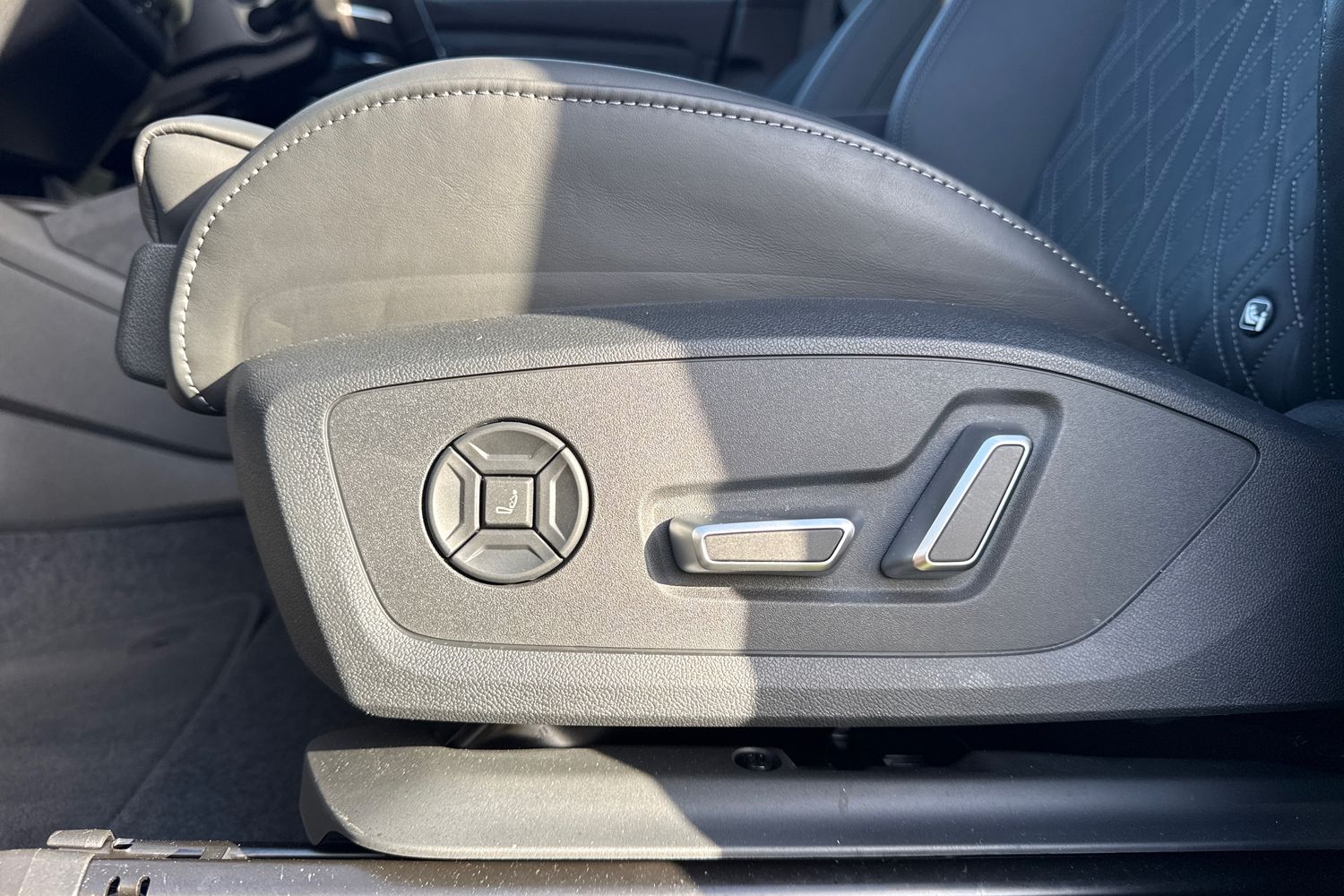 Used Audi Q6 e-tron 2025 for sale - 77890603: Photo 44