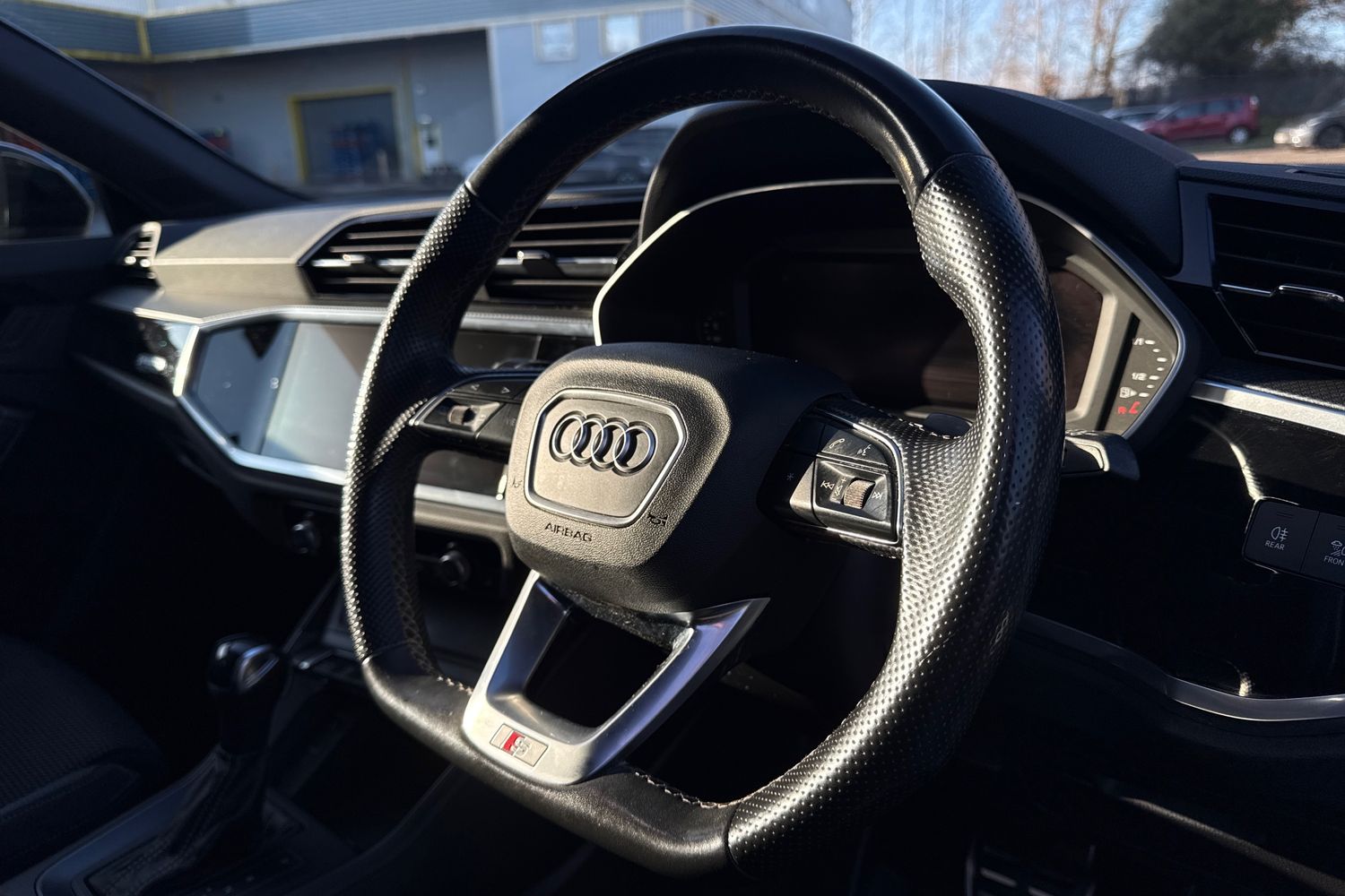 Used Audi Q3 2022 for sale - 76805239: Photo 46