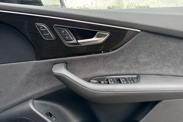 Used Audi SQ8 2025 for sale - 76320341: Photo 20