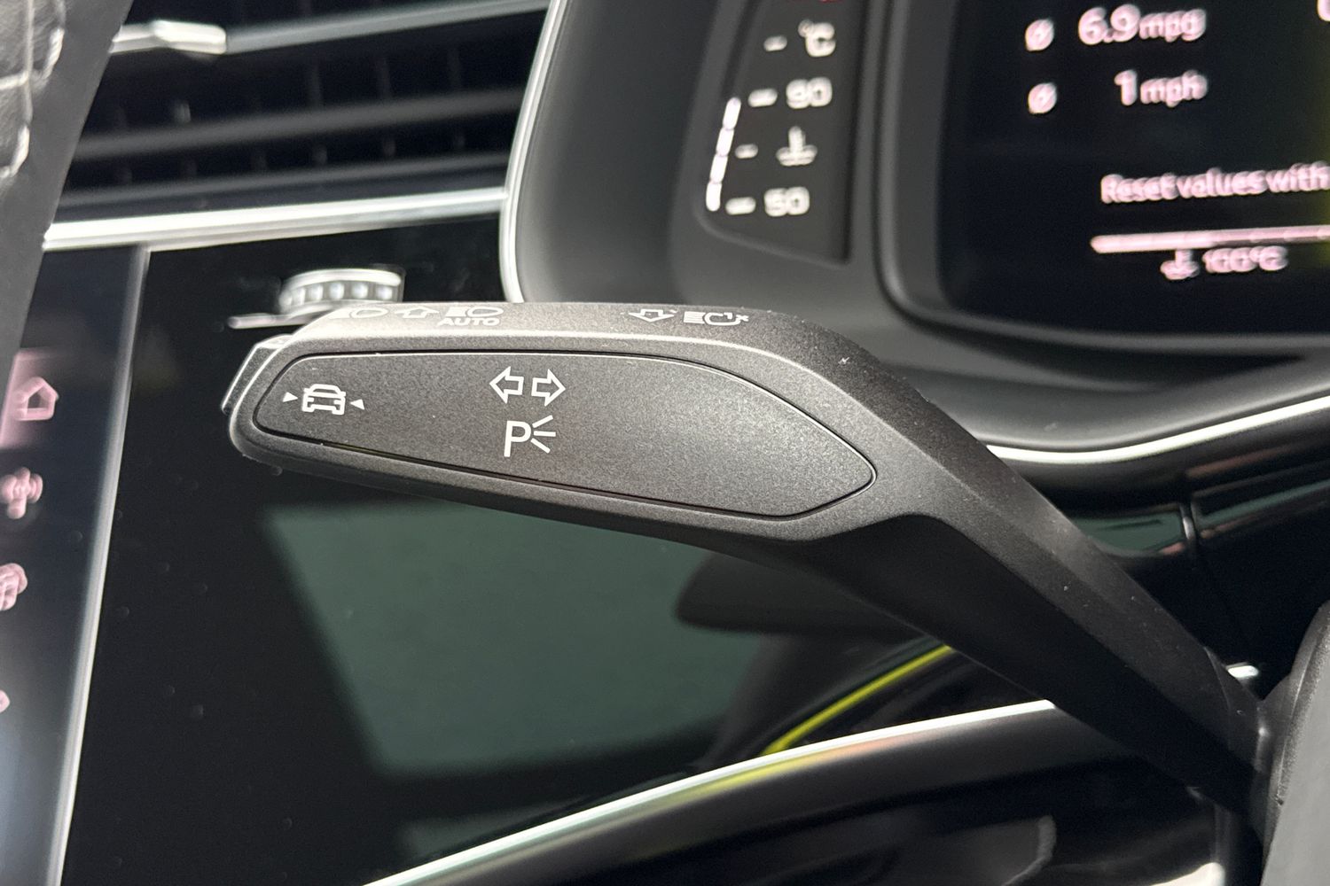 Used Audi SQ8 2025 for sale - 76320341: Photo 34