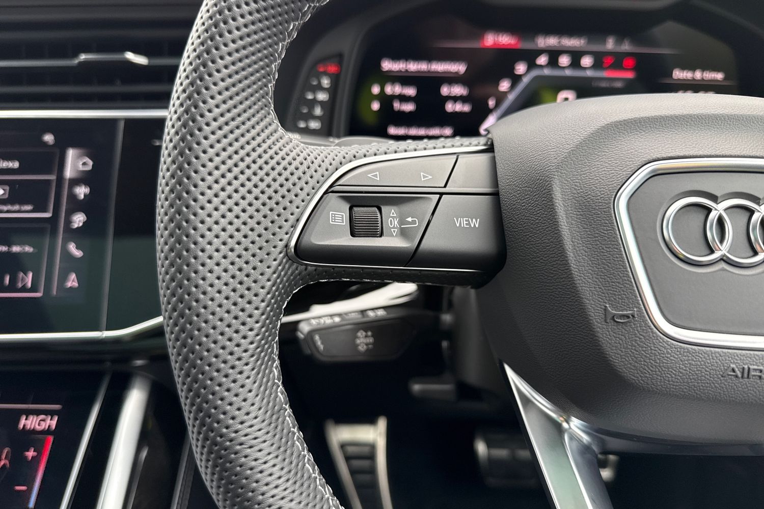 Used Audi SQ8 2025 for sale - 76320341: Photo 36