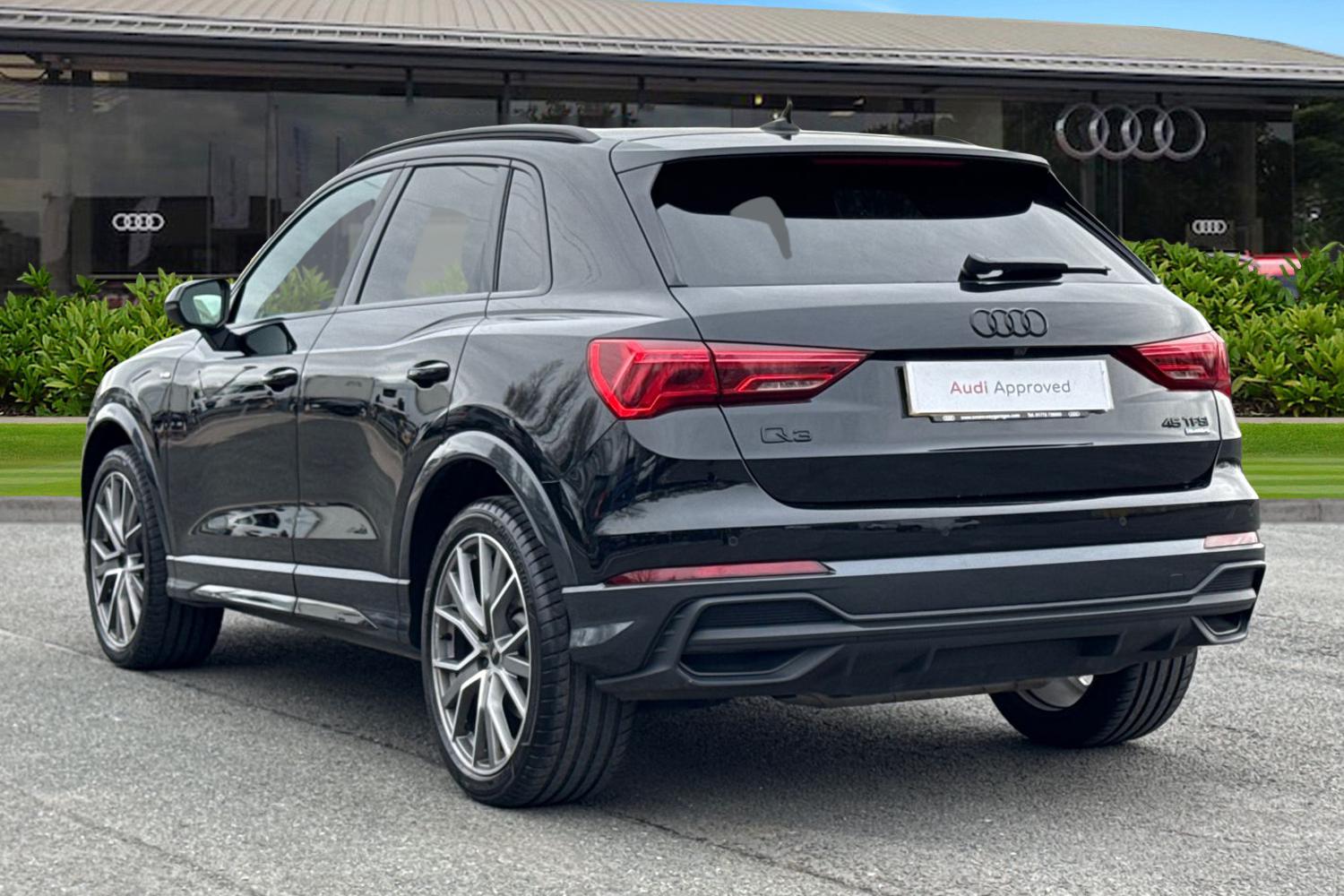 Used Audi Q3 2025 for sale - 78043568: Photo 2