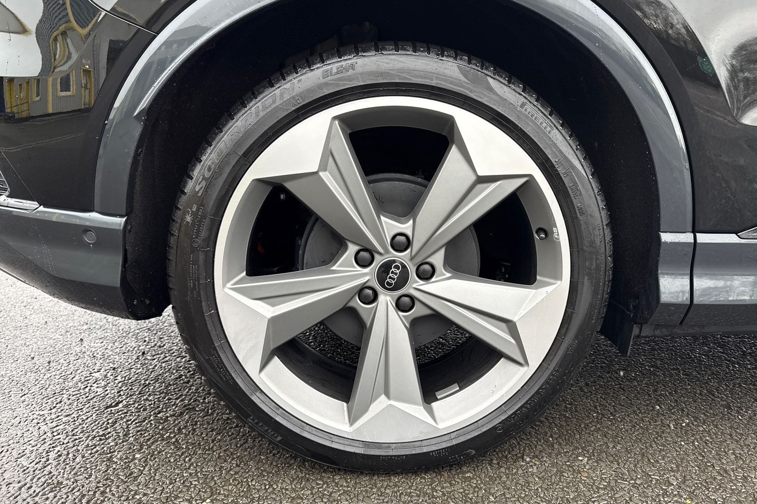 Used Audi Q4 e-tron 2025 for sale - 76723944: Photo 11